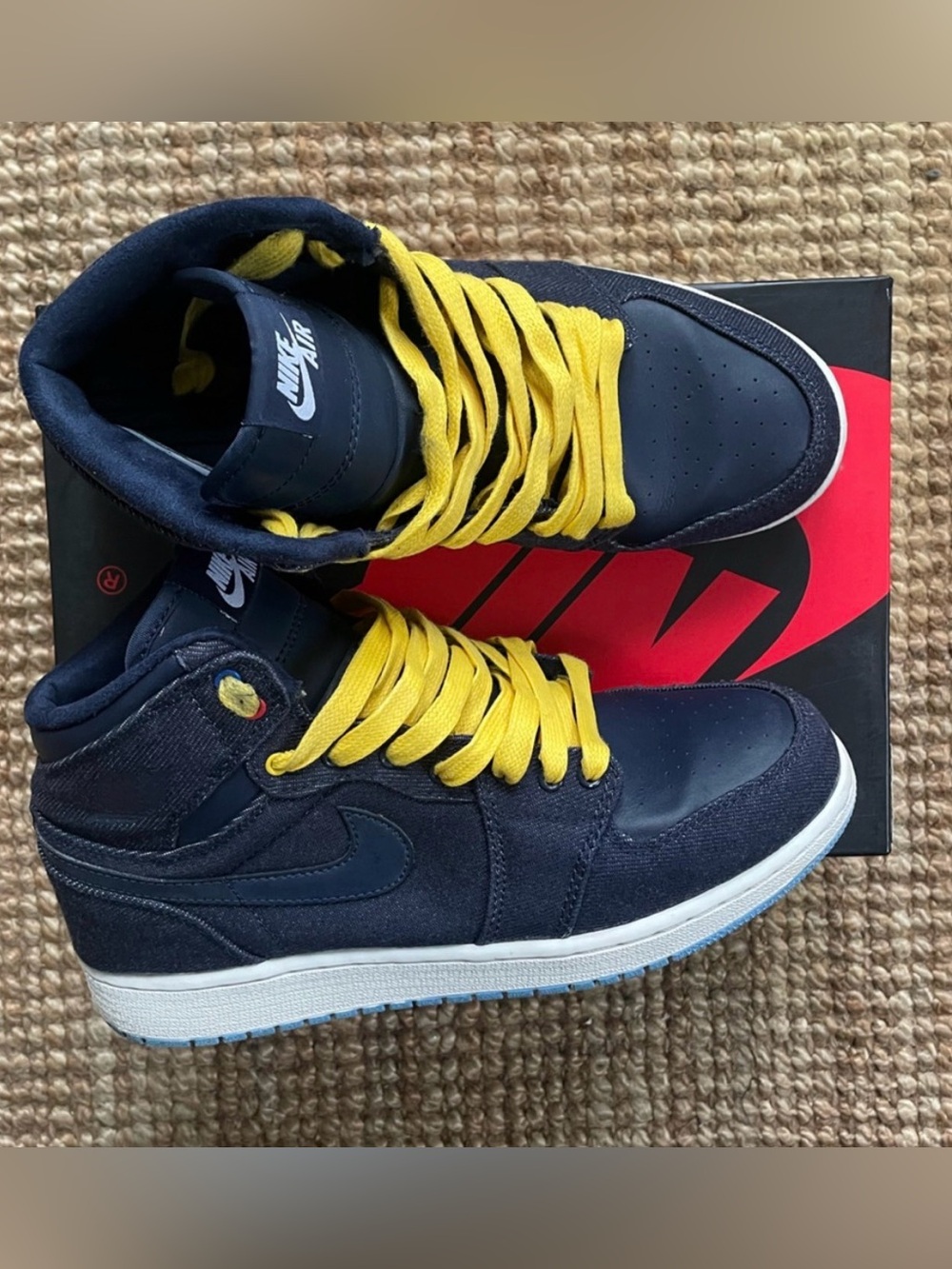 Air Jordan 1 Retro High OG “Family Forever”